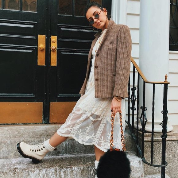 Meet your Posher - Picture 2 of 2